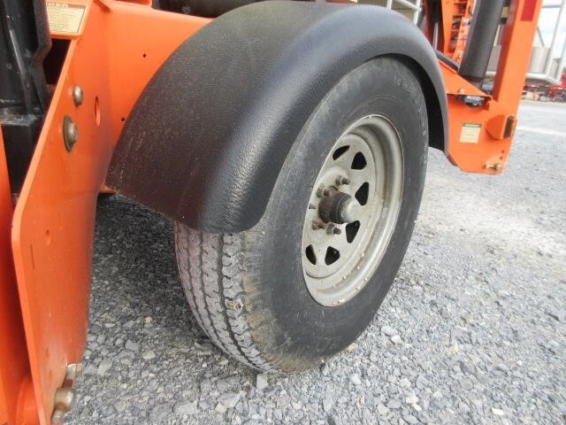 2018 JLG T350-12