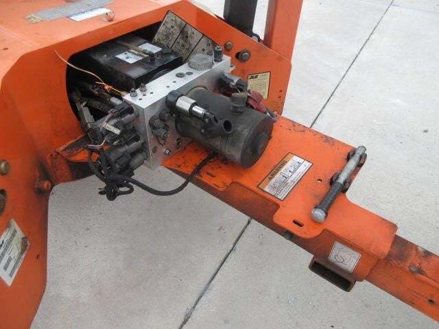 2018 JLG T350-18