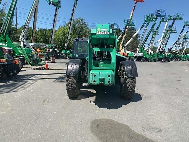2017 JCB 507-42-7
