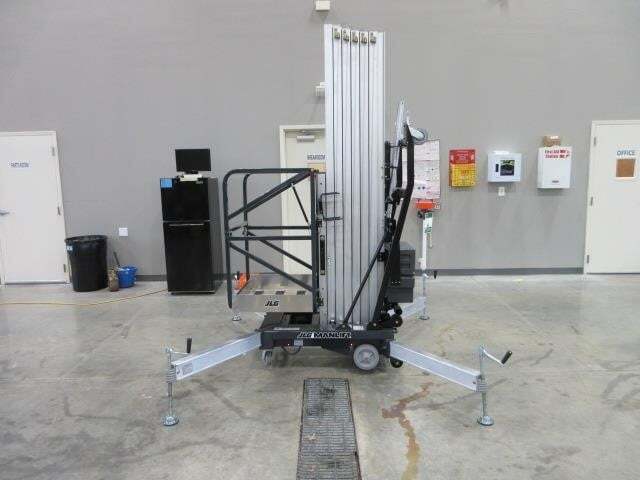 2025 JLG 38AM-24
