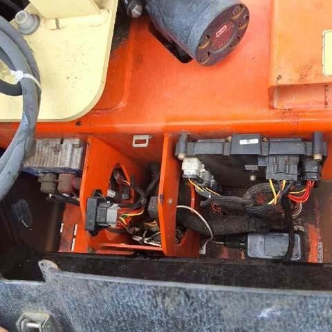 2018 JLG T350-10