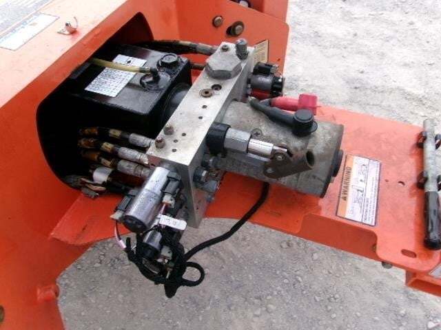 2018 JLG T350-18