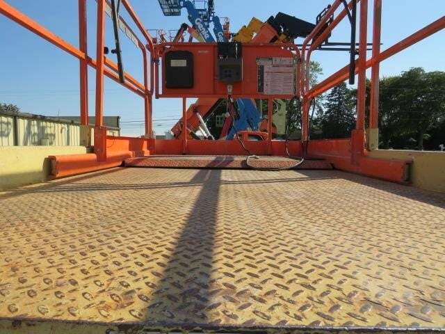 2017 JLG 4069LE-11