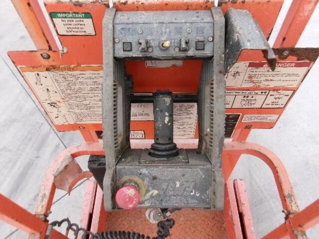 2018 JLG 1930ES-9