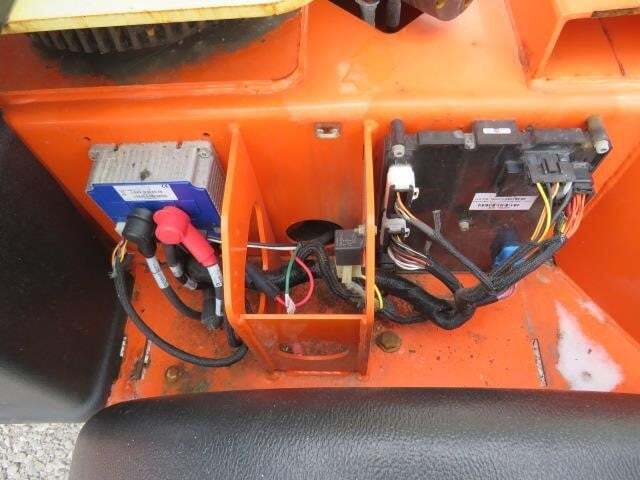 2019 JLG T350-19