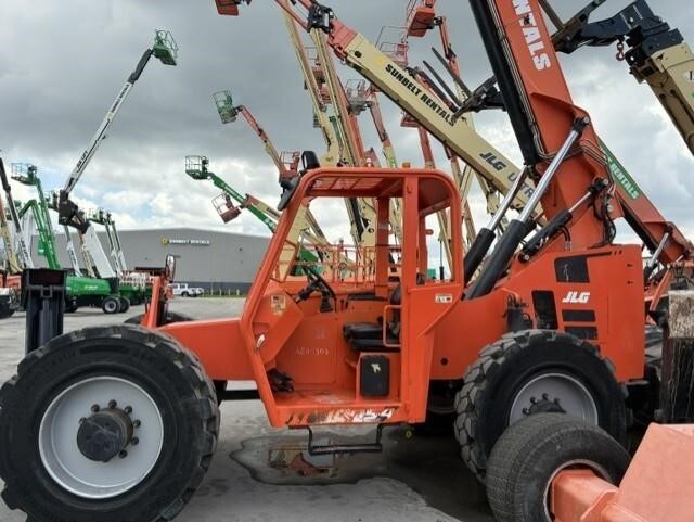2019 SkyTrak 10054