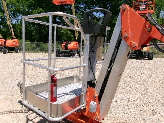 2023 JLG T500J-13