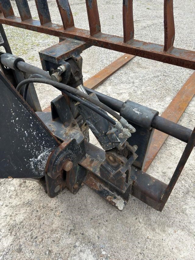 2016 JLG 6042-5