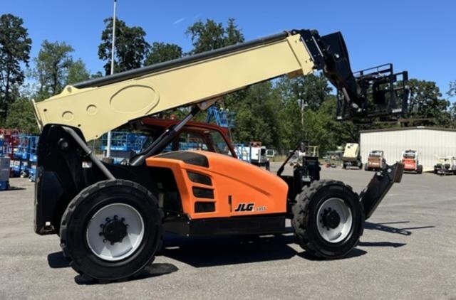 2020 JLG 1055-2