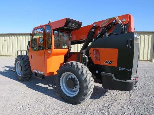 2025 SkyTrak 8042-3