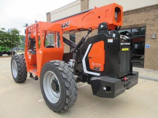 2025 SkyTrak 8042-3