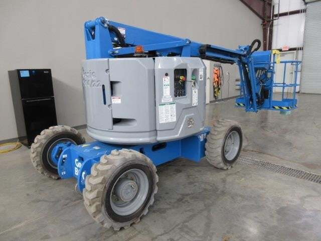 2025 Genie Z-34/22 IC-4