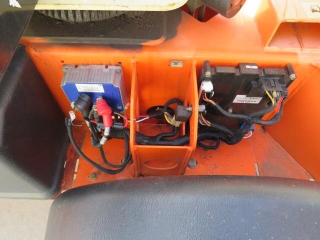 2018 JLG T350-14