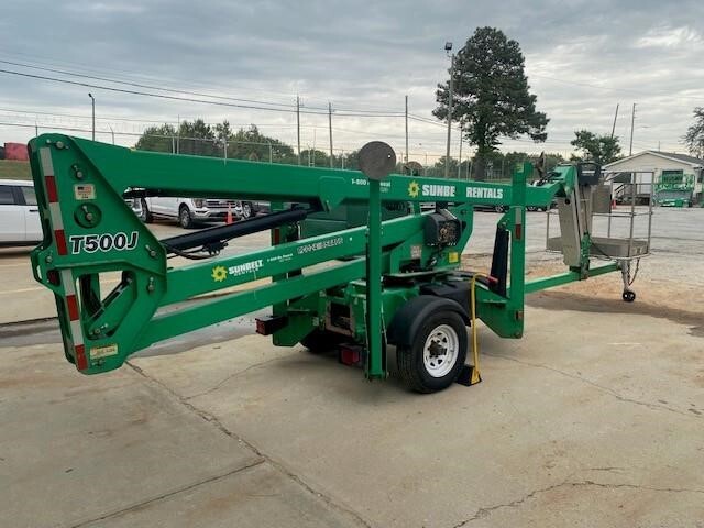2016 JLG T500J-4