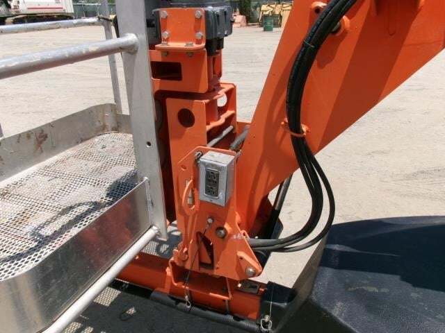 2018 JLG T350-19