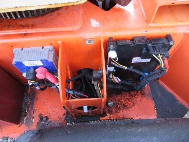 2018 JLG T350-15