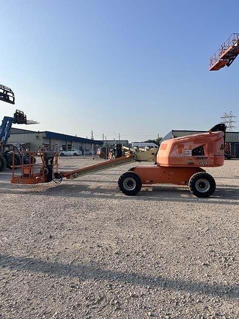 2016 JLG 400S