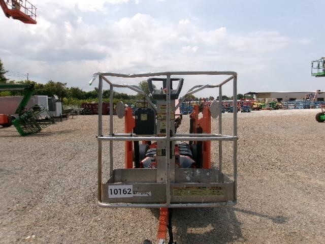 2018 JLG T350-7