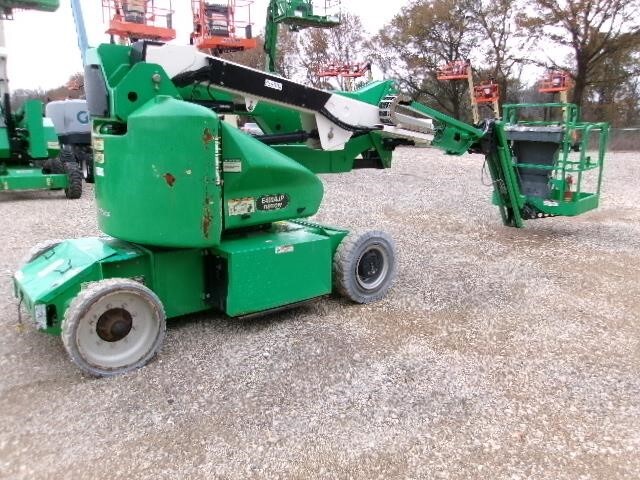 2015 JLG E400AJPN-3