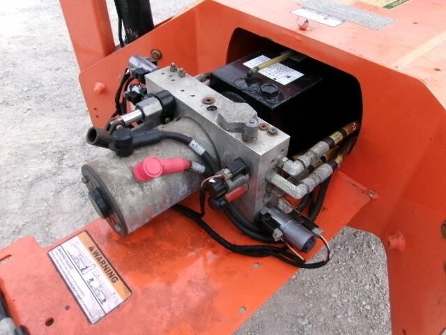 2018 JLG T350-19