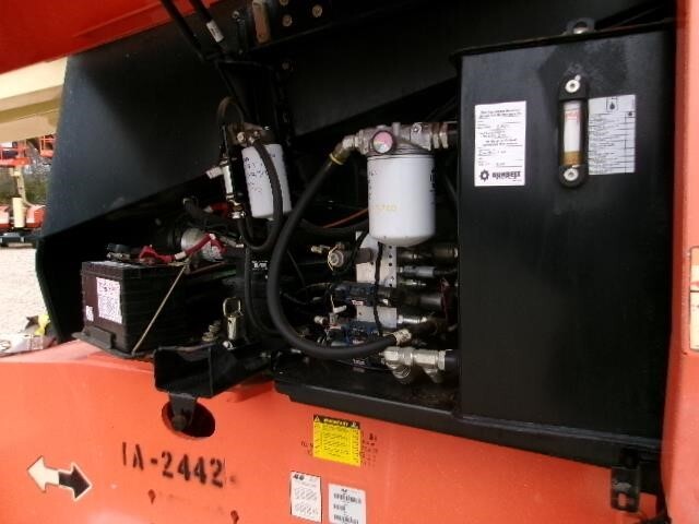 2016 JLG 660SJ-18