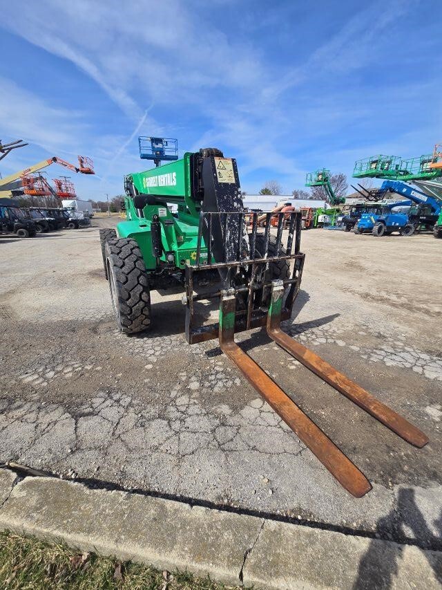 2016 SkyTrak 8042-7