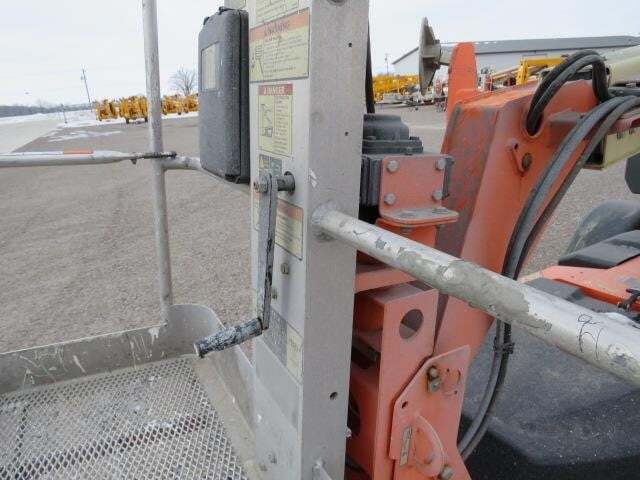 2018 JLG T350-17