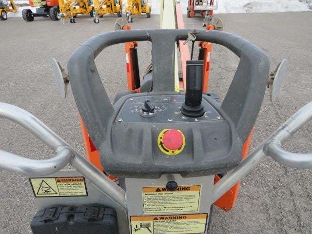 2019 JLG T350-21