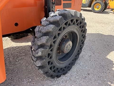 2017 SkyTrak 8042-9