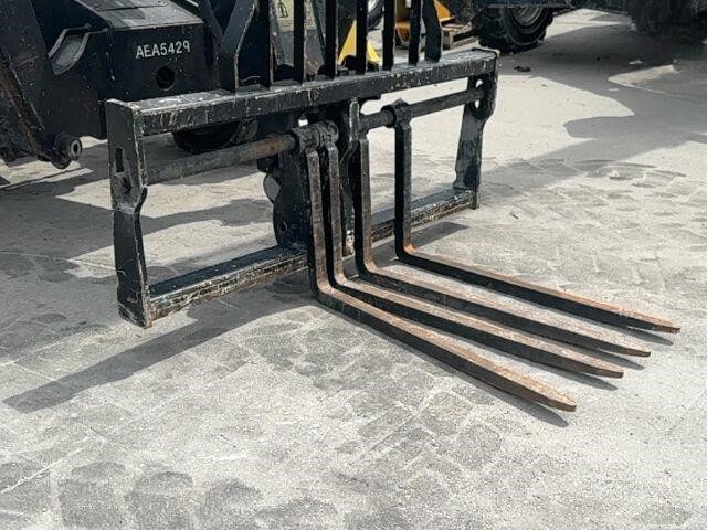 2019 JLG 1055-29