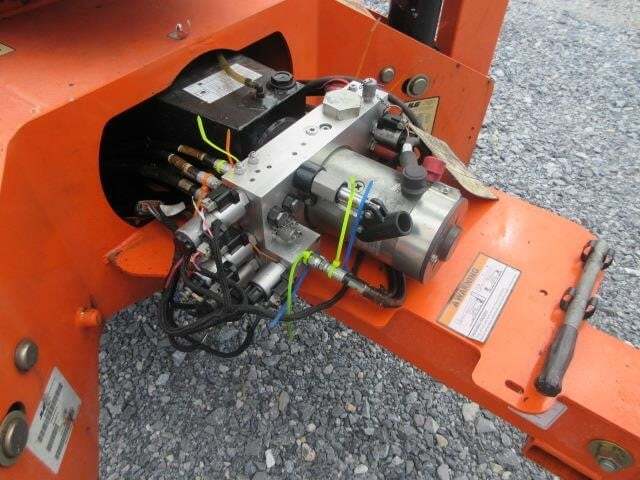 2018 JLG T500J-18