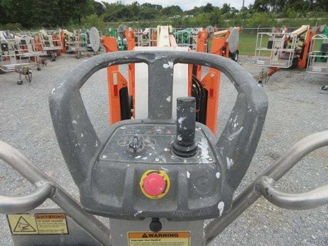 2018 JLG T500J-8