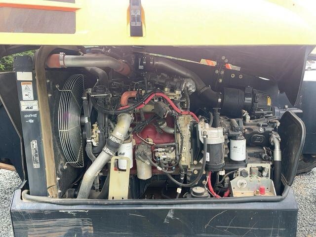 2018 JLG 742-13