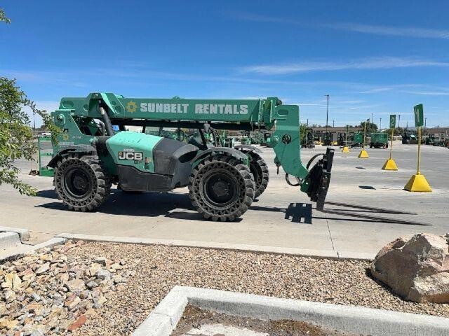 2017 JCB 507-42-6