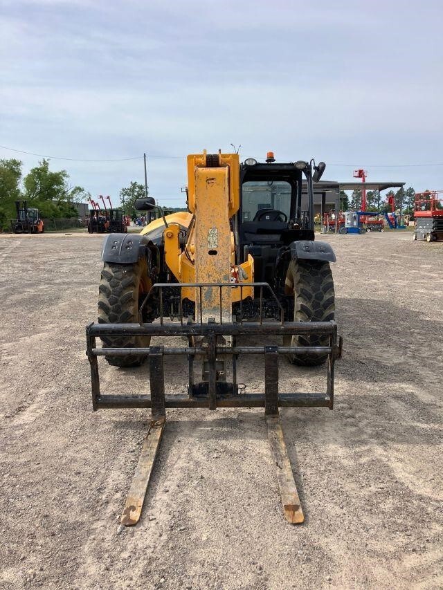 2019 JCB 507-42-4