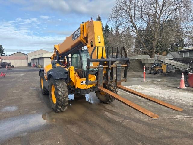 2018 JCB 507-42-6