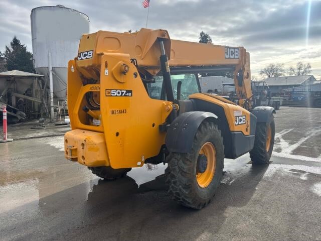2018 JCB 507-42-4