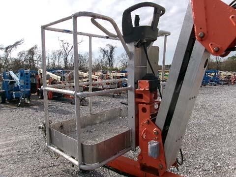 2018 JLG T500J-19