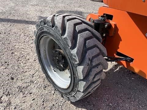 2018 JLG 800AJ-11
