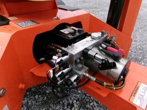 2019 JLG T500J-18