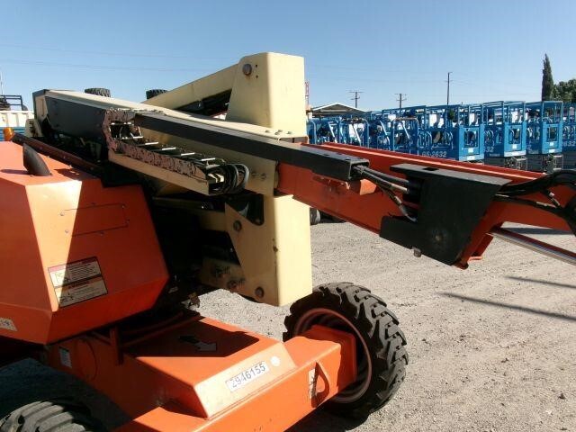 2019 JLG 340AJ-16