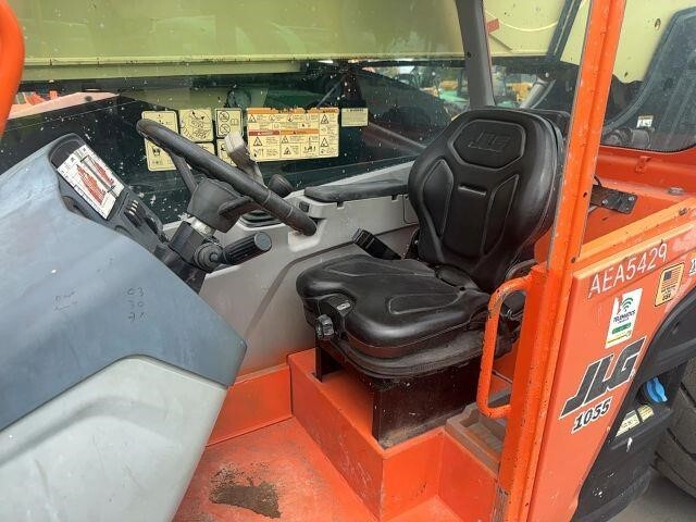 2019 JLG 1055-17