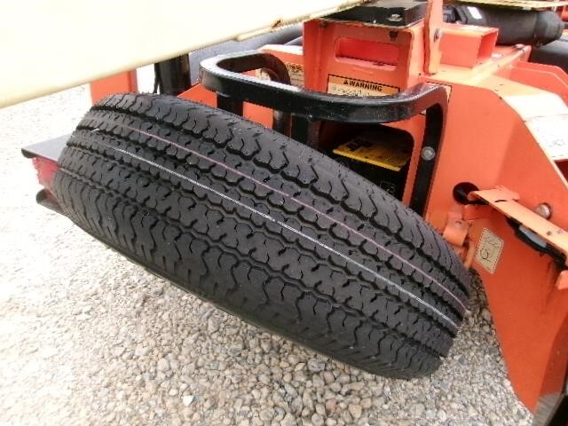 2019 JLG T350-7