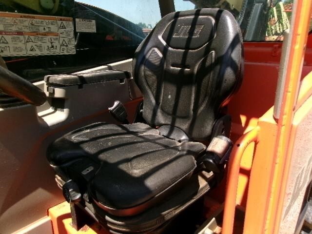 2020 JLG 742-15