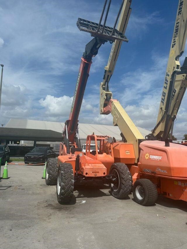 2018 SkyTrak 8042