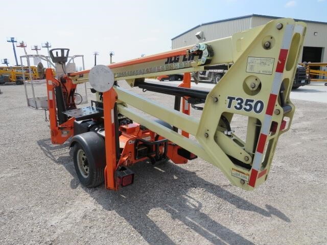 2019 JLG T350-5