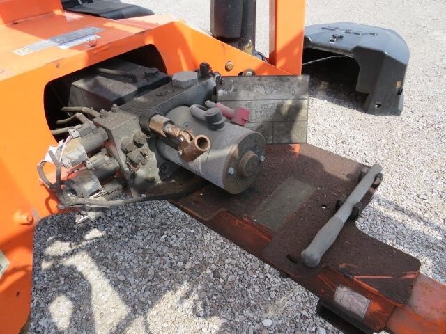2019 JLG T350-12