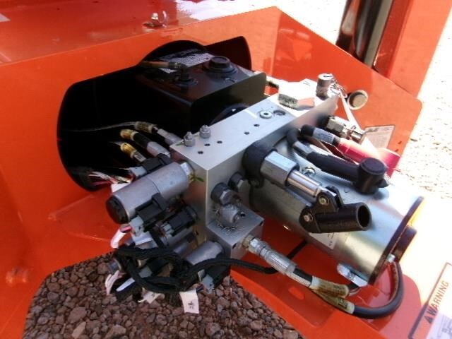 2023 JLG T500J-11