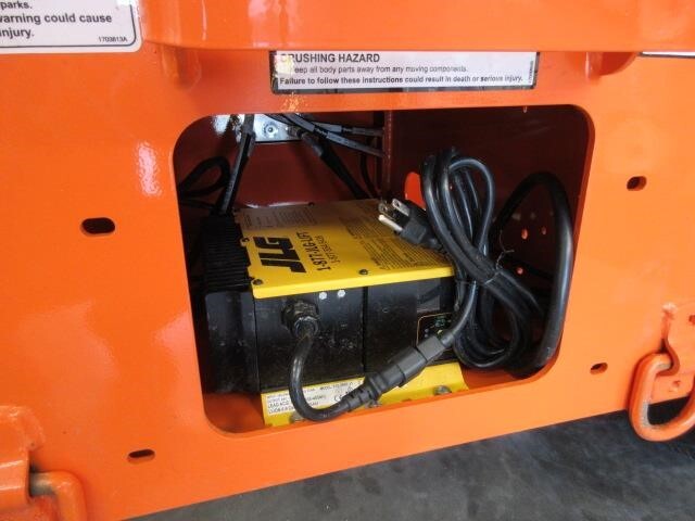 2024 JLG T500J-18