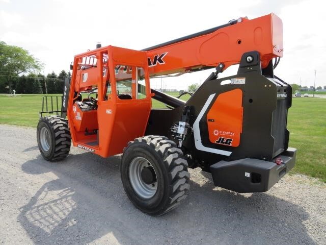 2024 SkyTrak 6042-2